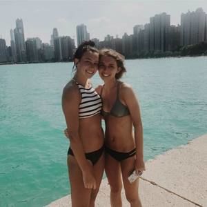 Meet your Posher, Aurora